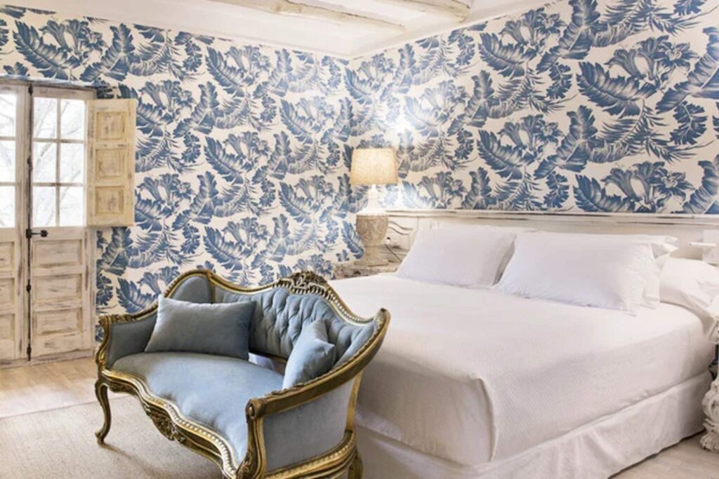 Cómo hacer accesible un alojamiento turístico: las claves de CaixaBank e Ilunion Accesibilidad