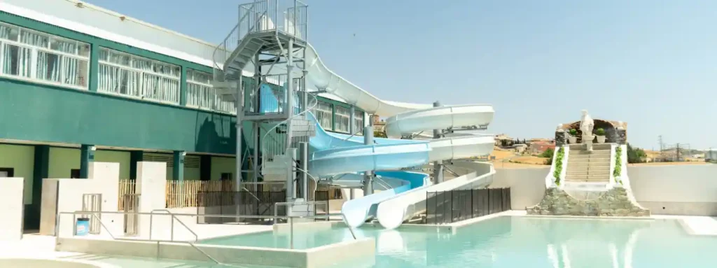 Espacio acuático del Camping El Molino de Mendigorría