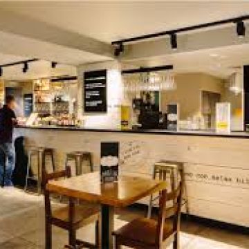 tasca-plaza-castillo-1